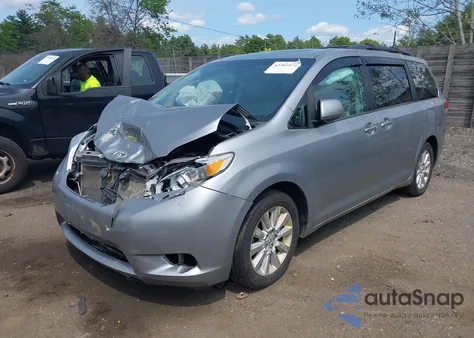 2012 Toyota Sienna Xle 7 Passenger из США, поврежденный, VIN 5TDDK3DC5CS044692
